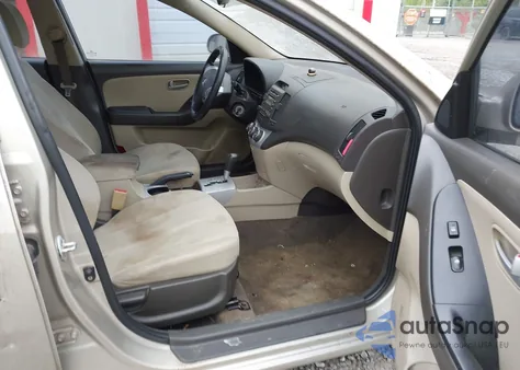 2008 Hyundai Elantra Gls/Se z USA, uszkodzony, nr VIN KMHDU46D18U541825